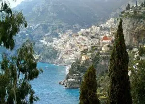 Panorama Amalfi Coast (© Portanapoli.com)
