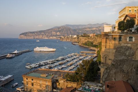 Sorrento: located over steep cliffs with fantastic view