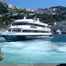 Ferries from Naples to Capri, Ischia and Amalfi Coast: What you must know